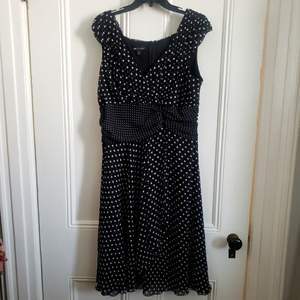 Black & White Polkadot Faux Wrap Chiffon Dress Size 14 IN Studio Pin-up Boop